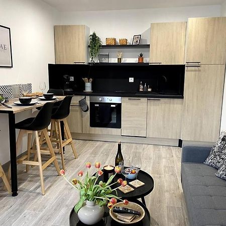 Bel Appartement Sur Cour Plein Centre Ville Et Parking Moulins  Kültér fotó